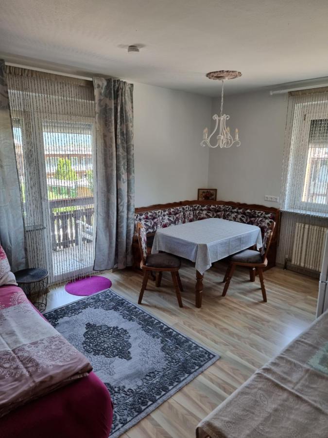 Ferienhaus Burgblick Трефен Екстериор снимка