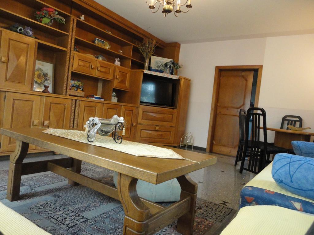 Ferienhaus Burgblick Трефен Екстериор снимка