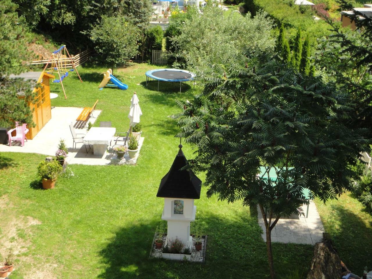 Ferienhaus Burgblick Трефен Екстериор снимка